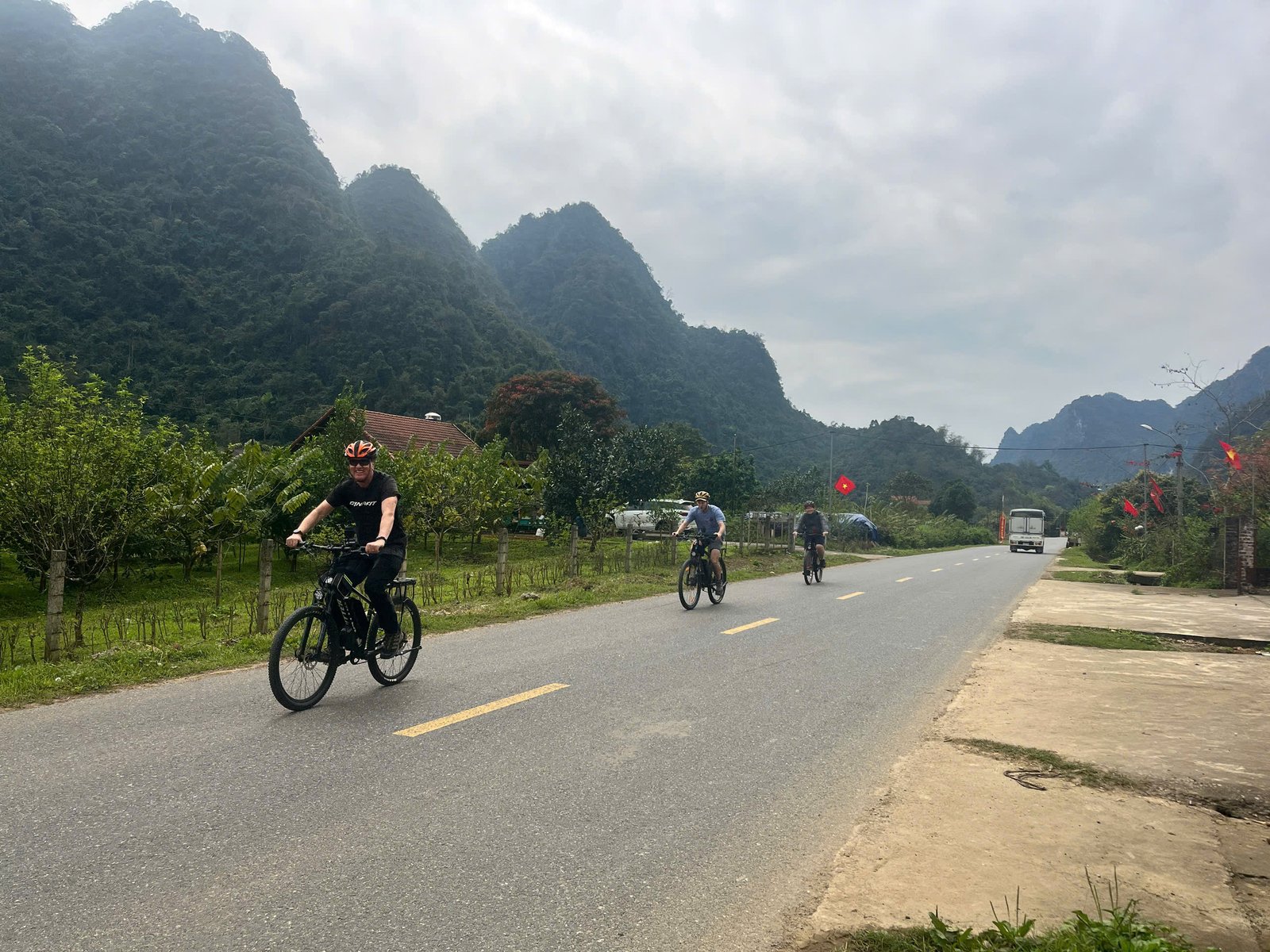 2-Day Bac Son Valley Cycling Escape